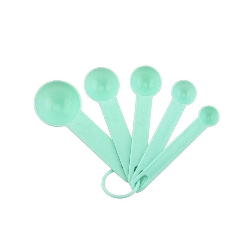 Ensemble de tasses à mesurer e - Kitchen Gadgets Under $10 avis et prix