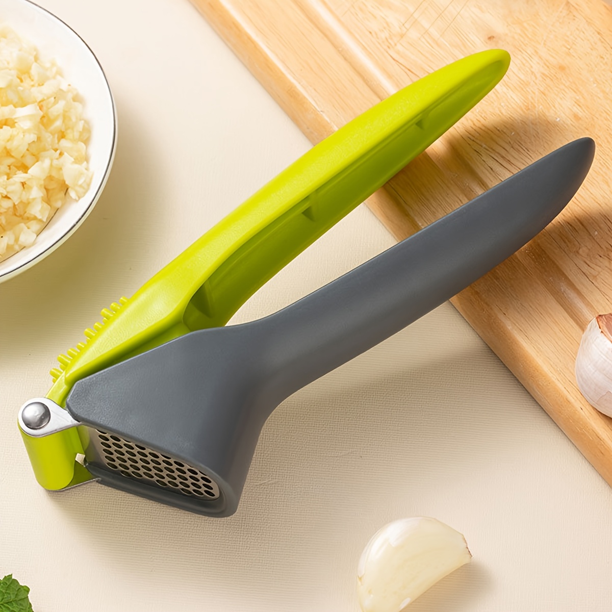 Presse et hachoir à ail manuel - Kitchen Gadgets Garlic avis et prix